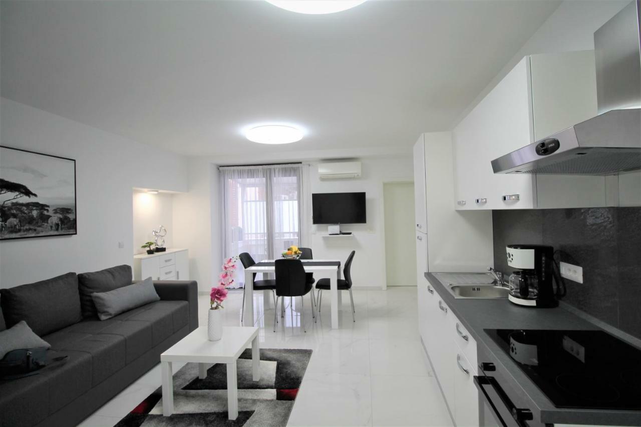 Arbel Apartments Пореч Екстер'єр фото