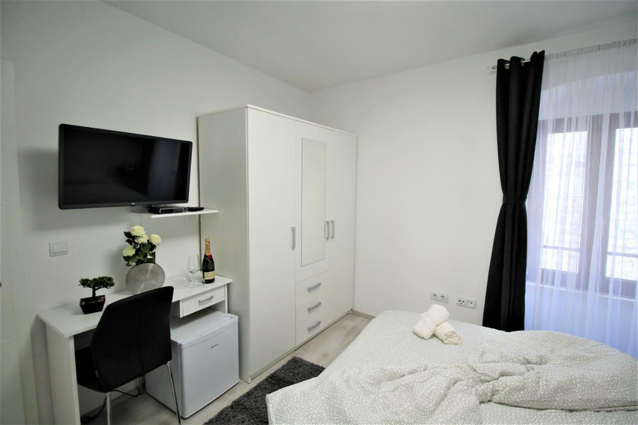 Arbel Apartments Пореч Екстер'єр фото