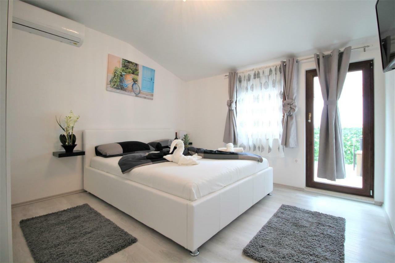 Arbel Apartments Пореч Екстер'єр фото
